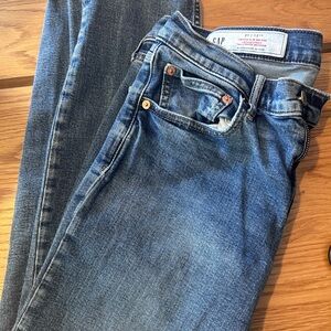 GAP Classic Blue Slim Mid Rise Jeans